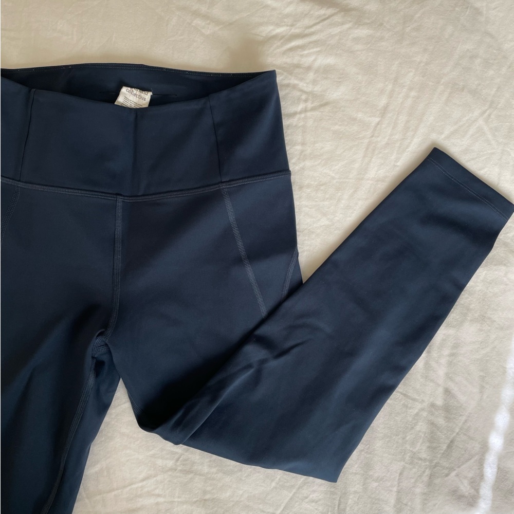 Girlfriend Collective Compressive High Rise Legging - Picture 4 of 5